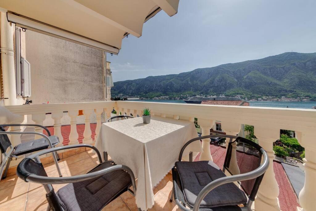 Sailor'S Knot Apartment - Central And Amazing Sea View Kotor Dış mekan fotoğraf